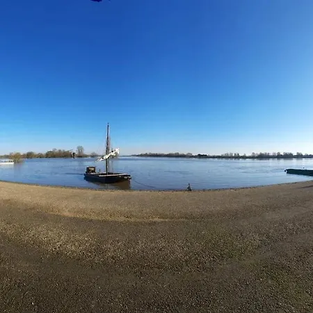 Maison Familiale Charmante A * Ingrandes (Maine-et-Loire)